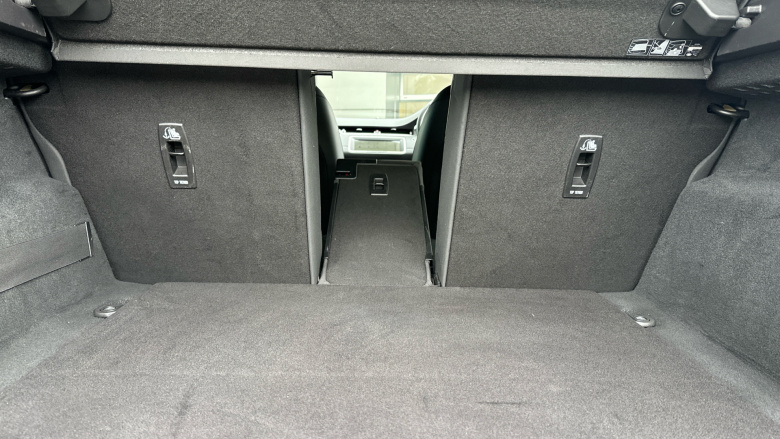 Land Rover Range Rover Evoque 2.0 D200 R-Dynamic SE 5dr Auto Diesel Hatchback